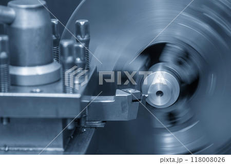 The turning machine operation with continue chip in the light blue scene. 118008026