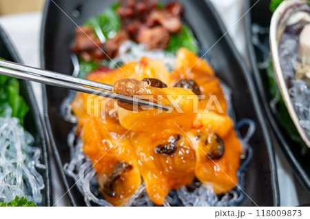 Korea raw sea food. sea squirt 118009873