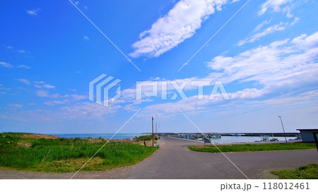 北海道　厚内漁港の風景 118012461