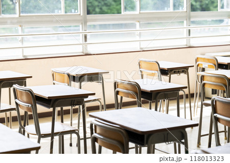 学校　教室　イメージ 118013323