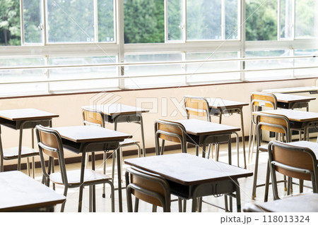 学校　教室　イメージ 118013324