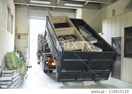 アームロールトラック　 118015210