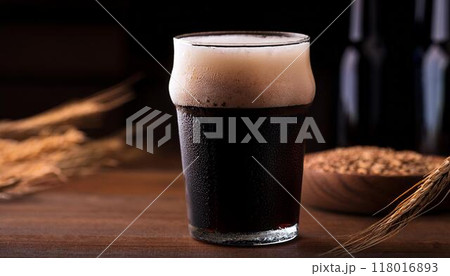 グラスに入ったビール 118016893