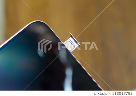 スマホのnanoSIMカード 118017792