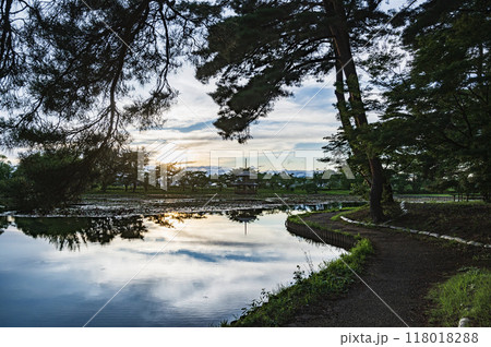 福島 夕暮れの大池公園(矢吹町) 福島 夕暮れの大池公園(矢吹町) 118018288