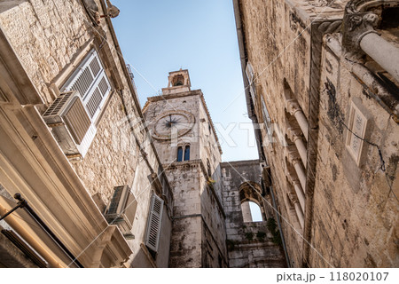 Iron Gate of ancient Roman Historical Complex of the Palace of Diocletian, UNESCO world heritage site in Split, Croatia 118020107