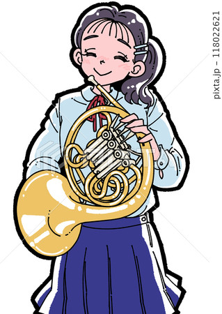 ホルンを持った笑顔の女の子のイラスト 118022621