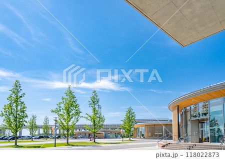 愛・地球博記念公園　ロタンダ風ヶ丘　北口カフェテリア　北口売店　北口案内所　公衆トイレ 118022873