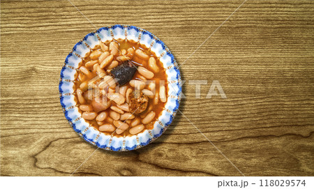 Fabada Asturiana White Bean Stew 118029574