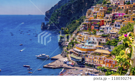 Positano, Italy 118030274