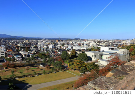 鳥取城の天守閣跡から見た風景 《鳥取》 鳥取城の天守閣跡から見た風景 《鳥取》 118031615