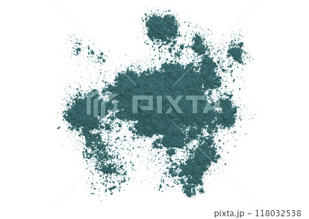 Green powder isolated on white background Green powder isolated on white background 118032538