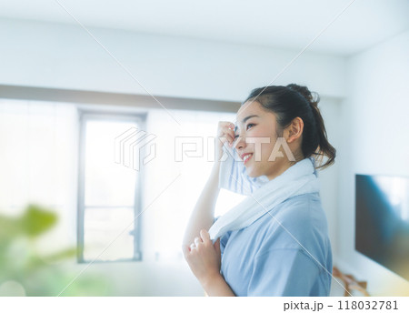 女性ポートレート 118032781