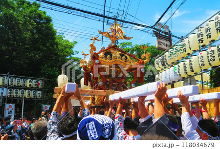 2024年6月の浦安三社祭の神輿と祭りの風景 2024年6月の浦安三社祭の神輿と祭りの風景 118034679