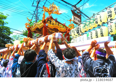 2024年6月の浦安三社祭の神輿と祭りの風景 2024年6月の浦安三社祭の神輿と祭りの風景 118034687