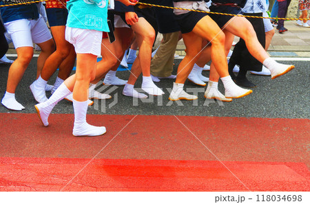 2024年6月の浦安三社祭の神輿と祭りの風景 118034698