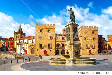 Summer view of the old square Plazuela del Marques. Gijon, Spain Summer view of the old square Plazuela del Marques. Gijon, Spain 118036913