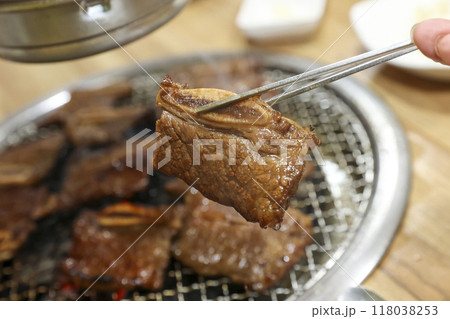 Korean bbq. LA marinated beef ribs 118038253