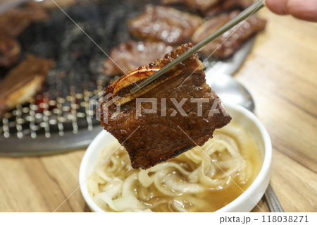 Korean bbq. LA marinated beef ribs 118038271