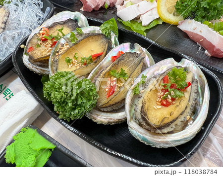 Korean seafood dishes. Grilled abalone shell Korean seafood dishes. Grilled abalone shell 118038784