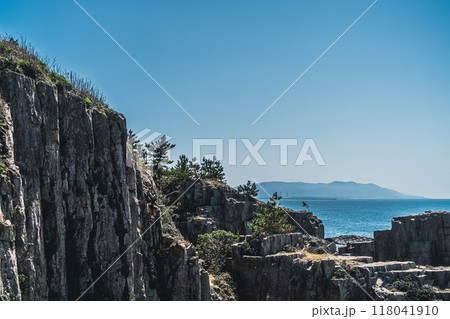 【福井県】東尋坊の雄大な柱状節理 【福井県】東尋坊の雄大な柱状節理 118041910
