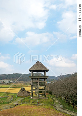 鳥取・米子市 伯耆古代の丘公園 弥生村 入口 鳥取・米子市 伯耆古代の丘公園 弥生村 入口 118043346