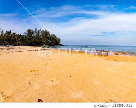 Beautiful beach and sand texture in sunny summer day background 118045312