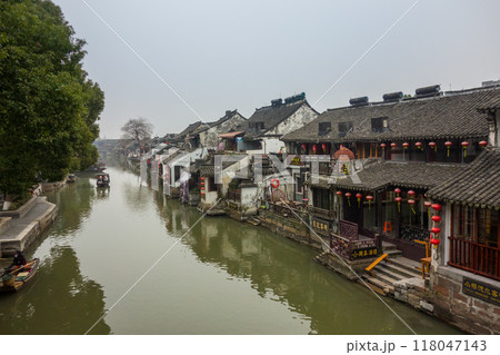 西塘古鎮~永宁桥から环秀桥方面のながめ~(中国-西塘) 西塘古鎮~永宁桥から环秀桥方面のながめ~(中国-西塘) 118047143