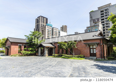Nishi Hongganji Temple was built in Taiwan during Japanese rule and is located in Wanhua District, Taipei City, Taiwan. 118050474