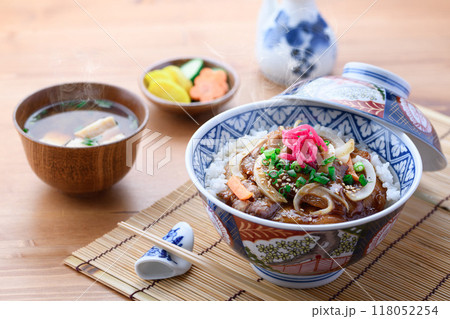 十勝帯広名物　豚カルビ丼　(スタミナ豚丼) 118052254