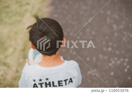10 years old 10 years old 118053076