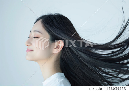 美しい髪の毛の女性 118059438
