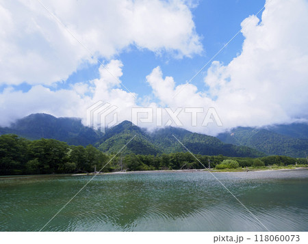 夏休みの上高地 118060073
