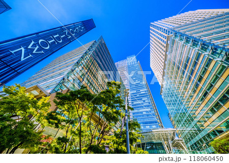 日本の東京都市景観 緑に映える東京ミッドタウンなどを望む=9月5日 日本の東京都市景観 緑に映える東京ミッドタウンなどを望む=9月5日 118060450