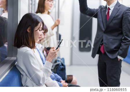 電車 電車 118060935