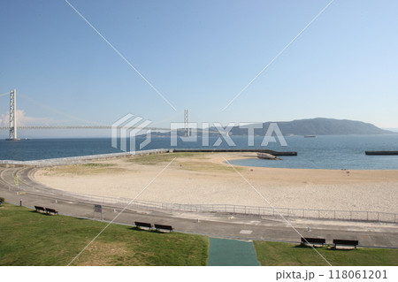 朝霧駅から見た明石海峡大橋 朝霧駅から見た明石海峡大橋 118061201