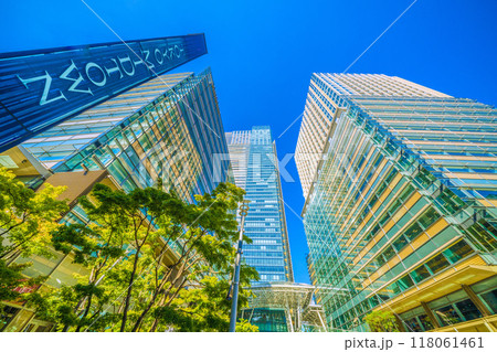 日本の東京都市景観 緑に映える東京ミッドタウンなどを望む＝9月5日 118061461