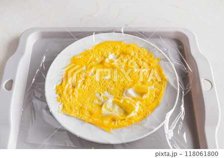 レンジで薄焼き卵 118061800