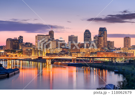 Saint Paul, Minnesota, USA at Dusk Saint Paul, Minnesota, USA at Dusk 118062679