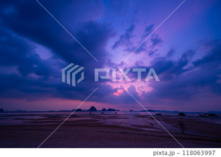 Sunset sky, Nature beautiful Light Sunset or sunrise over sea, Colorful dramatic majestic scenery sky,Amazing clouds and waves in sunset sky nature light cloud background 118063997