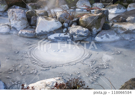 Oniishi bozu jigoku is landmark in beppu,Japan. the gray mud pool Oniishi bozu jigoku is landmark in beppu,Japan. the gray mud pool 118066584