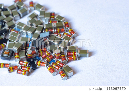 Various electronic components, resistors, capacitors, diodes, transistors Various electronic components, resistors, capacitors, diodes, transistors 118067570