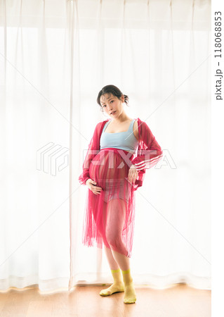 妊婦　マタニティ 118068853