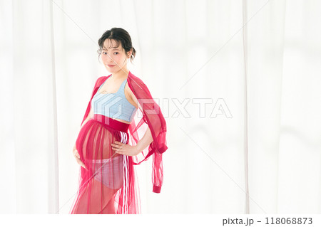 妊婦　マタニティ 118068873