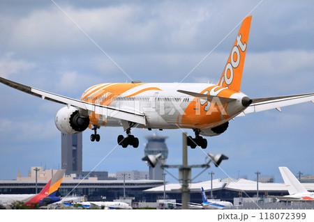 旅客機の離着陸 旅客機の離着陸 118072399