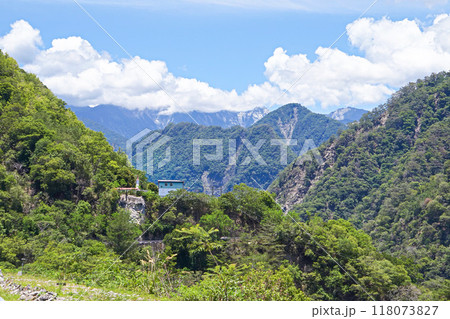 南横公路からの風景・中央山脈の山並み【台湾/台東県】 118073827