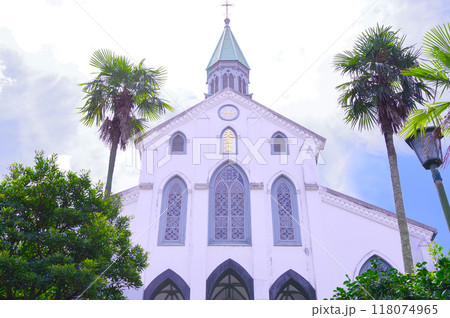 長崎の大浦天主堂 118074965