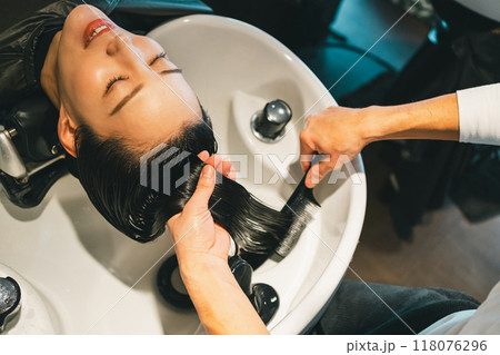 beauty parlor beauty parlor 118076296