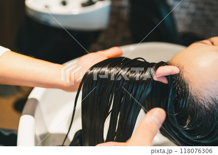 beauty parlor beauty parlor 118076306