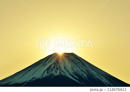 日本の夜明け ダイヤモンド富士 日本の夜明け ダイヤモンド富士 118076621